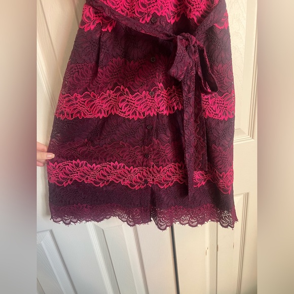Banana Republic Lace Tie-belt Shirt Dress Belted Purple Pink Maroon
-Size 4-NWT - Picture 5 of 10